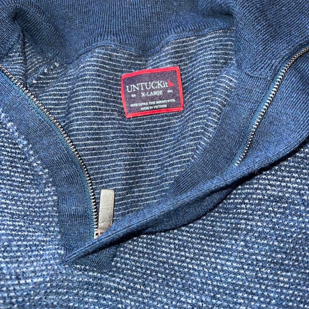 UnTuckIt Navy Blue Quarter Zip - Picture 3 of 4